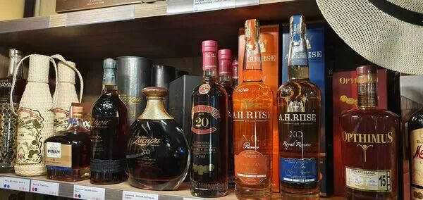 Les Rhums et Cachaças